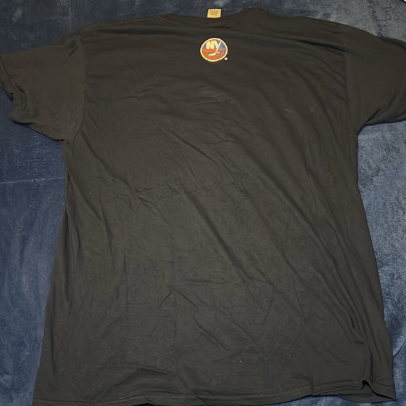 NWOT, NY Islanders “Defend NY” Islanders T-Shirt,  Size L - Picture 5 of 5